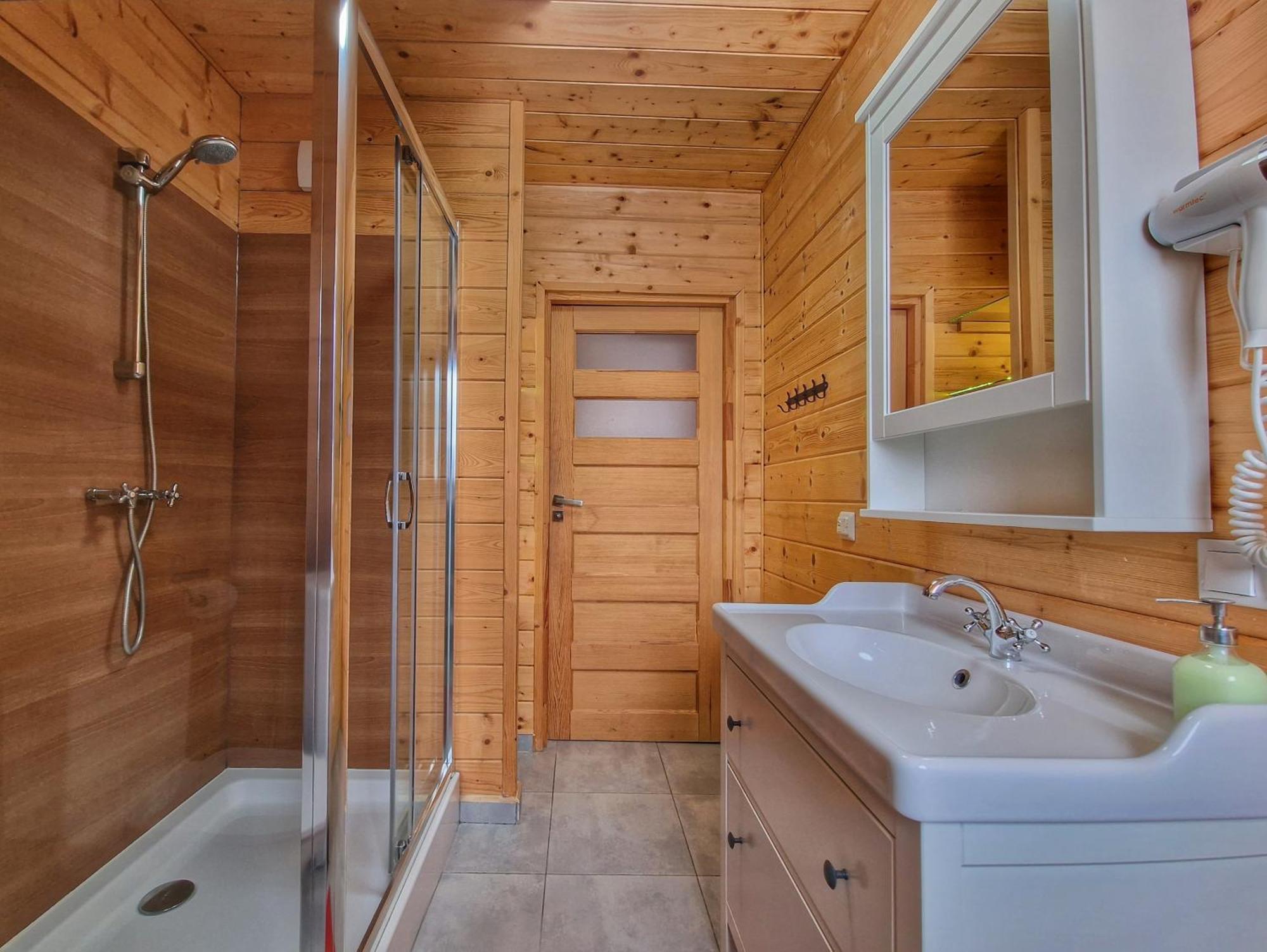 Lk Resort Lapsze Domy Z Prywatna Balia I Sauna Łapsze Niżne Eksteriør bilde